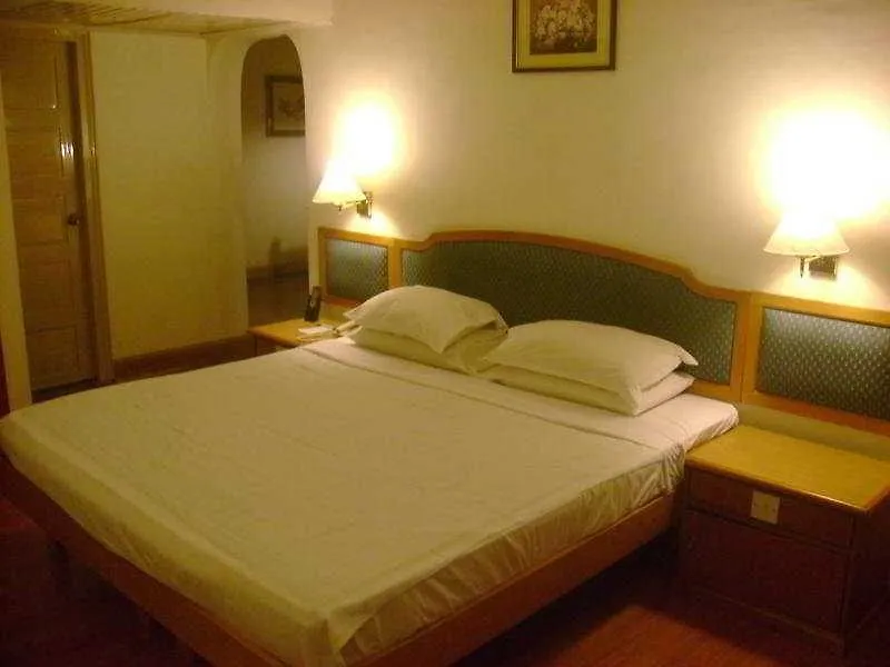 Abad Fort Kochi Hotel